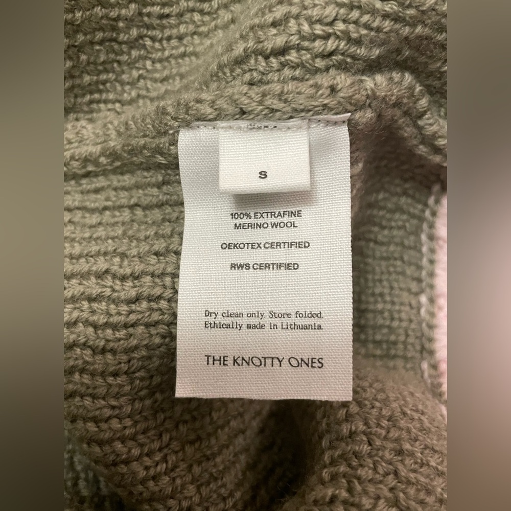 The Knotty Ones - NWT merino sweater - Picture 9 of 9